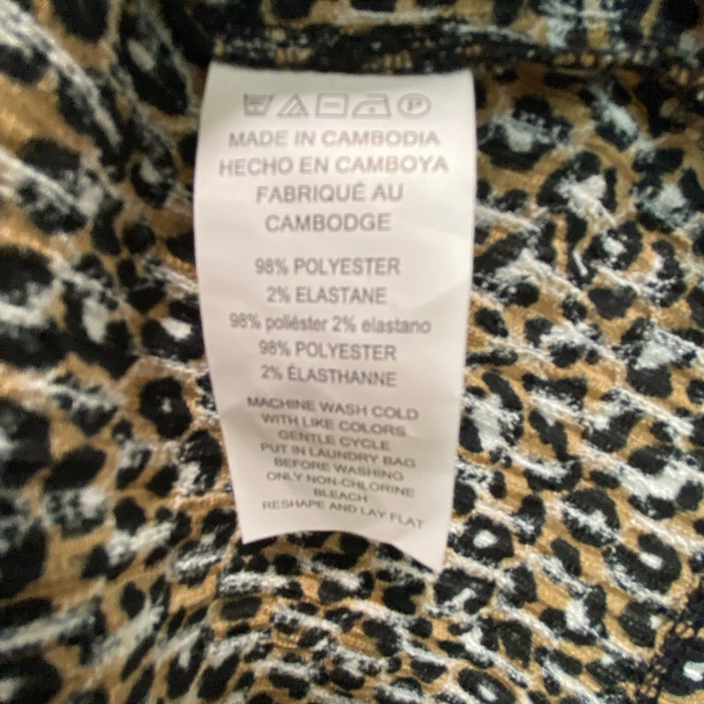 Michael Kors Tan and Black Leopard Print Blouse NWOT - Picture 8 of 10